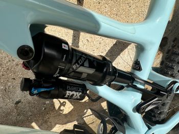 Specialized Stumpjumper EVO Comp 2022 2022 Mountainbike usato, Blu — immagine 11 di 11