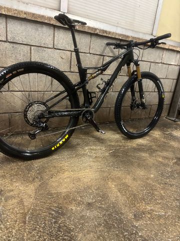 Orbea OIZ M10 2024 2024 Mountainbike d'occasion — image 3 sur 4