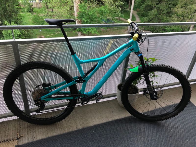 Tweedehands Specialized Stumpjumper Shimano Deore XT 2020 Mountainbike — afbeelding 1 van 4