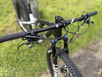 Brugt Canyon Lux World Cup CF 6 2022 2022 Mountainbike — billede 6 af 12