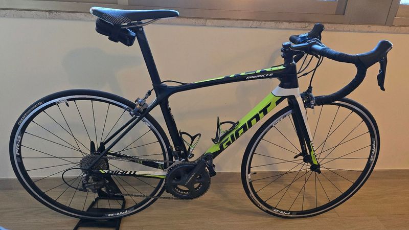 Giant TCR Advanced 1 2016 2016 Road & Gravel d'occasion — image 1 sur 8