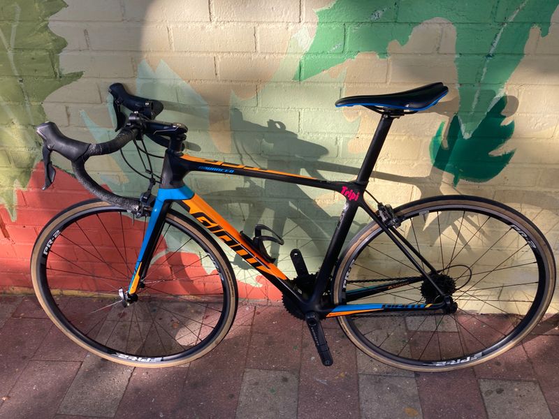 Giant TCR Advanced Pro 1 2017 2017 Road & Gravel d'occasion — image 3 sur 5
