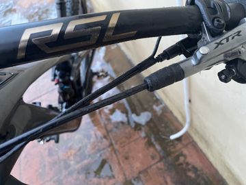 Używany Trek Fuel EXe 9.7 2023 2023 Mountainbike — zdjęcie 10 z 12