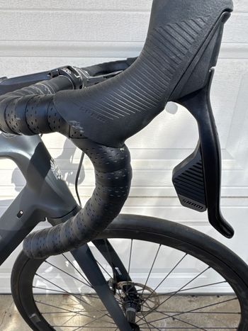 Used Bianchi Infinito Rival eTap AXS 2022 2022 Road & Gravel, Black — image 5 of 6