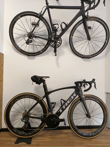 Trek Madone SL 6 2019 2019 Road & Gravel usato
