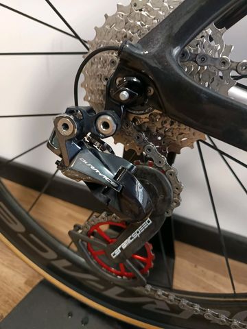 Used Trek Madone SL 6 2019 2019 Road & Gravel, Black — image 11 of 13