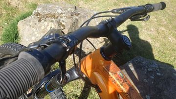 Used Giant Reign SRAM GX Eagle 2019 Mountainbike, Orange — image 4 of 15