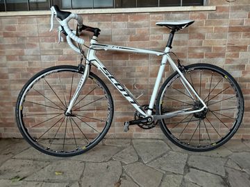Tweedehands Scott CR1 20 2017 2017 Road & Gravel