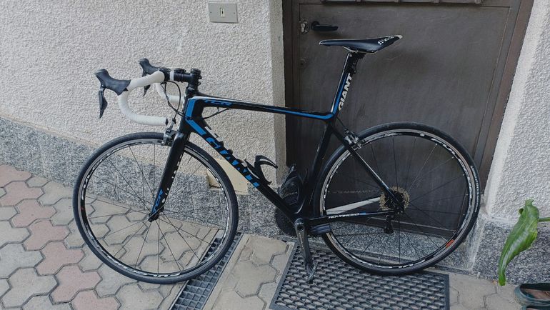 Tweedehands Giant TCR Advanced SL (ISP) 2010 2010 Road & Gravel — afbeelding 3 van 9
