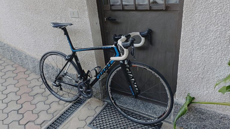Tweedehands Giant TCR Advanced SL (ISP) 2010 2010 Road & Gravel — afbeelding 2 van 9