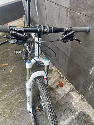 Used Giant XtC Advanced 2011 Mountainbike, Black — image 4 of 7