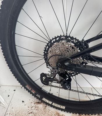 Orbea OIZ M10 TR 2020 2020 Mountainbike usato, Nero — immagine 4 di 5