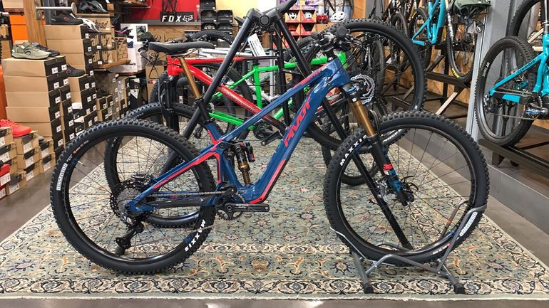 Gebrauchtes Pivot Shuttle SL Team XTR 2022 2022 Mountainbike, Blau, 29 — Bild 3 von 3