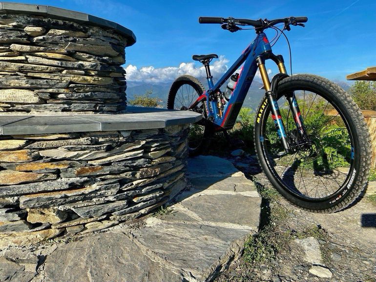 Gebrauchtes Pivot Shuttle SL Team XTR 2022 2022 Mountainbike, Blau, 29 — Bild 2 von 3