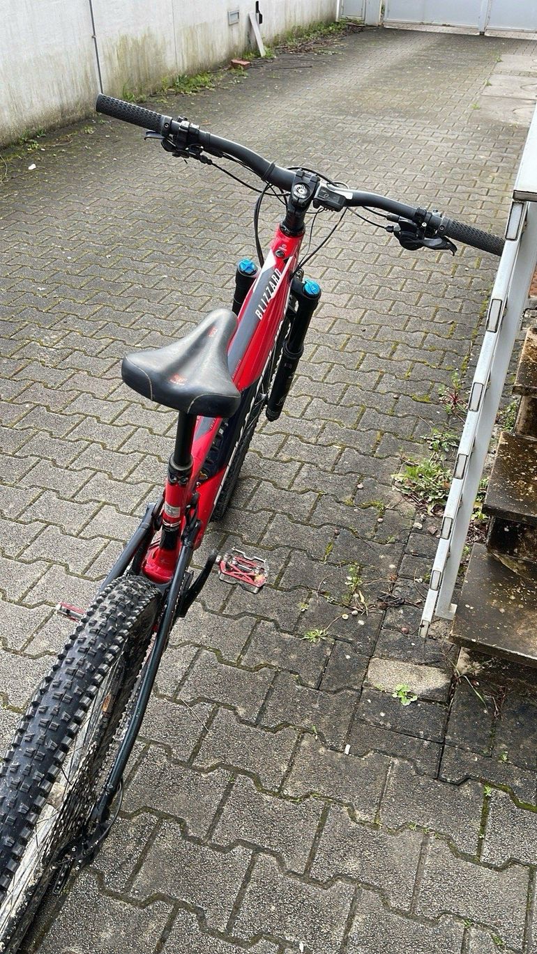 Used Rock Machine Blizzard Int-e 70 2024 Mountainbike, Red, 29 — image 9 of 12