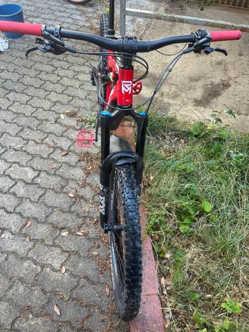 Used Rock Machine Blizzard Int-e 70 2024 Mountainbike, Red, 29 — image 2 of 16