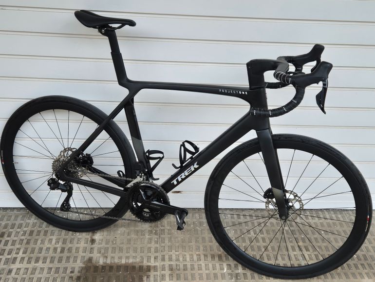 Brugt Trek Madone SLR Gen 8 2025 Road & Gravel — billede 1 af 12