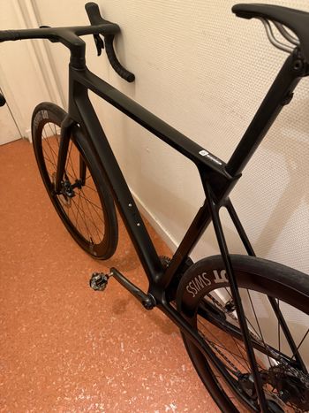 Brugt Canyon Ultimate CF SLX 8 eTap 2023 2023 Road & Gravel — billede 6 af 6