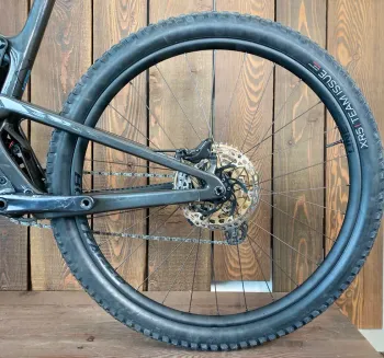 Used Santa Cruz Hightower C 2022 Mountainbike, Black — image 9 of 12