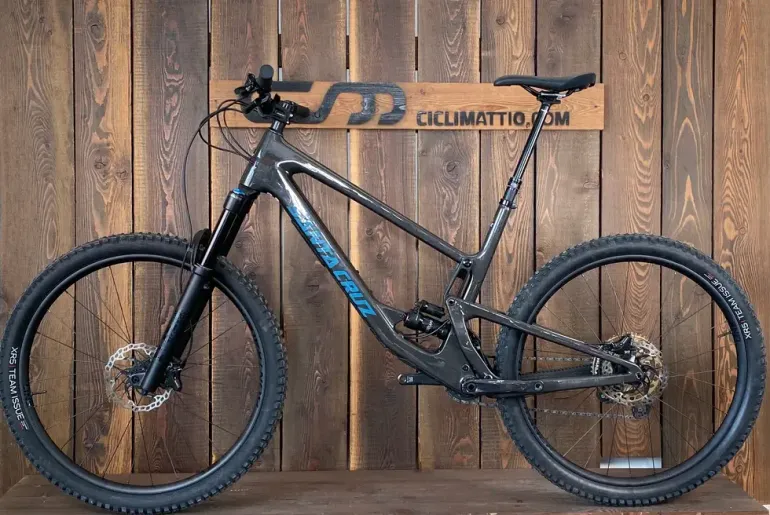 Used Santa Cruz Hightower C 2022 Mountainbike, Black — image 2 of 12