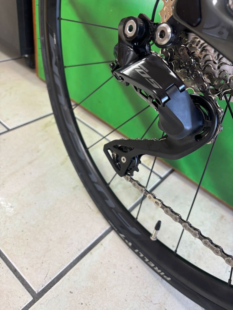 Used Colnago V4 2025 Road & Gravel, Light Gray — image 5 of 12