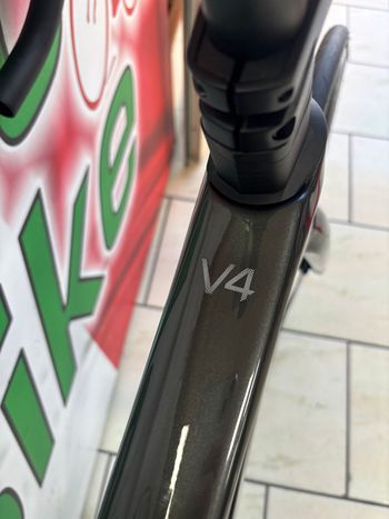 Used Colnago V4 2025 Road & Gravel, Light Gray — image 8 of 12