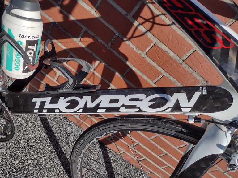 Used Thompson Antares 2005 Road & Gravel, White — image 2 of 3