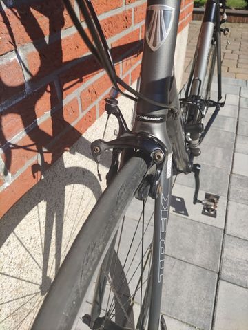 Used Trek Alpha 1.2 2015 Road & Gravel, Black — image 5 of 12