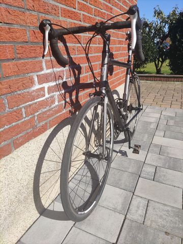 Used Trek Alpha 1.2 2015 Road & Gravel, Black — image 6 of 12
