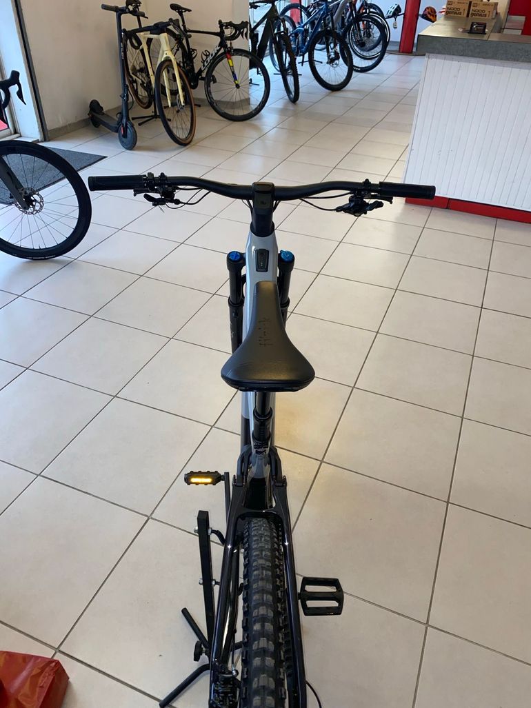 Brugt Focus JAM² SL 8.8 2023 2023 Mountainbike — billede 4 af 6