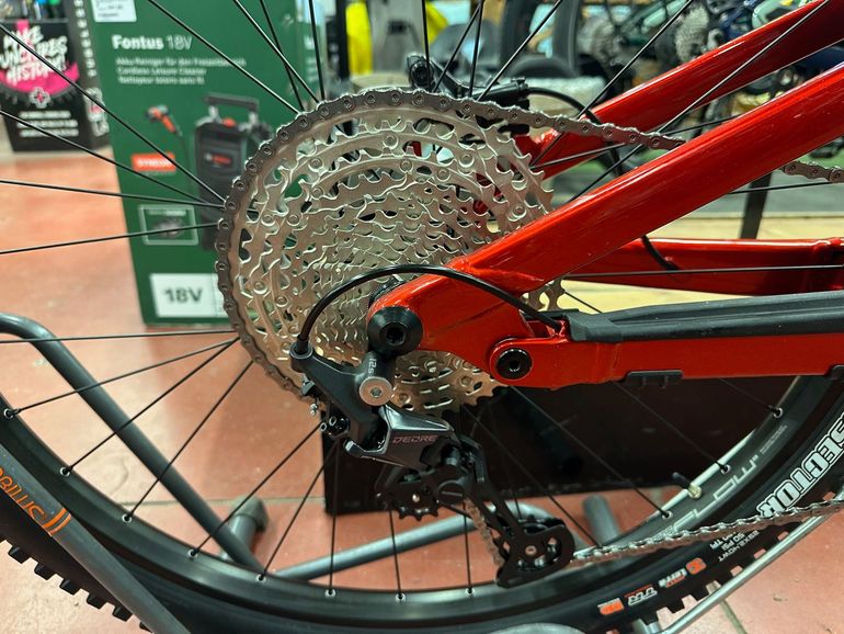 Used Norco Sight VLT A2 2022 2022 Mountainbike, Red, 29 — image 10 of 10