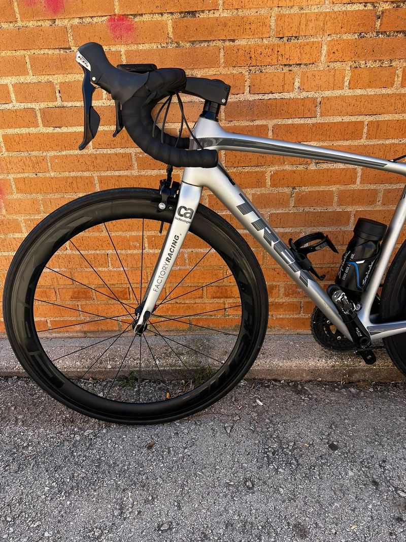 Gebrauchtes Trek Émonda SL 5 2018 2018 Road & Gravel, Hellgrau — Bild 6 von 10