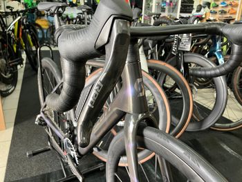 Scott Addict RC Ultimate 2025 Road & Gravel usato, Nero — immagine 2 di 9