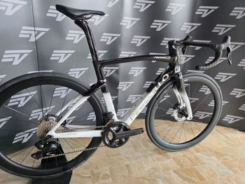Brugt Pinarello F7 ULTEGRA Di2 2024 2024 Road & Gravel — billede 2 af 7