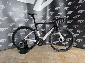 Used Pinarello F7 ULTEGRA Di2 2024 2024 Road & Gravel