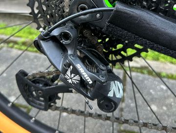 Used Stevens Sonora 2021 Mountainbike, Green — image 8 of 9