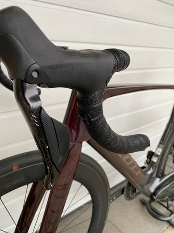 Scott Foil Shimano 105 2024 Road & Gravel usato, Rosso — immagine 11 di 13