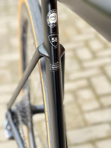 Used Specialized Venge Pro 2019 2019 Road & Gravel, Black — image 8 of 13