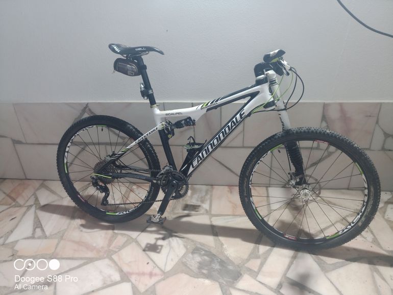 Używany Cannondale Scalpel 3 2010 Mountainbike — zdjęcie 1 z 8