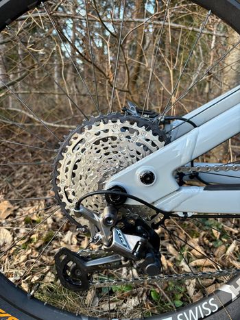 Gebrauchtes Canyon Spectral:ON CF 9 2021 2021 Mountainbike, Hellgrau, 29, 27.5 — Bild 2 von 20