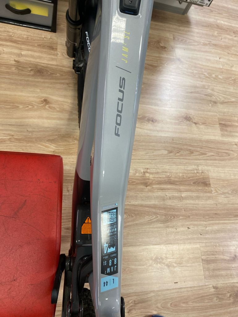 Used Focus JAM² SL 8.8 2023 2023 Mountainbike, Light Gray, 29 — image 4 of 4