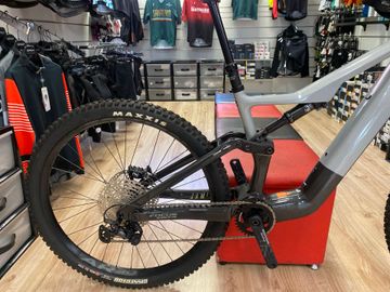 Used Focus JAM² SL 8.8 2023 2023 Mountainbike, Light Gray, 29 — image 3 of 4