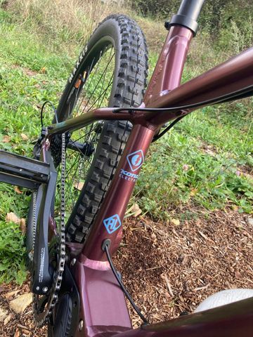 Kona Remote 2022 2022 Mountainbike de segunda mano, Rojo — imagen 4 de 4