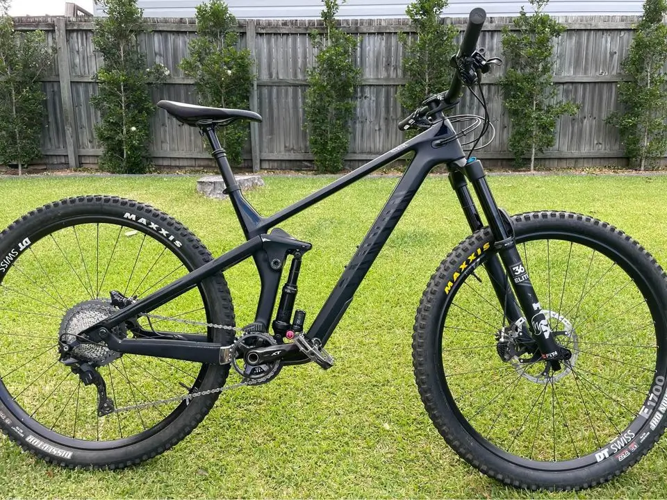 Canyon cheap strive 7.0