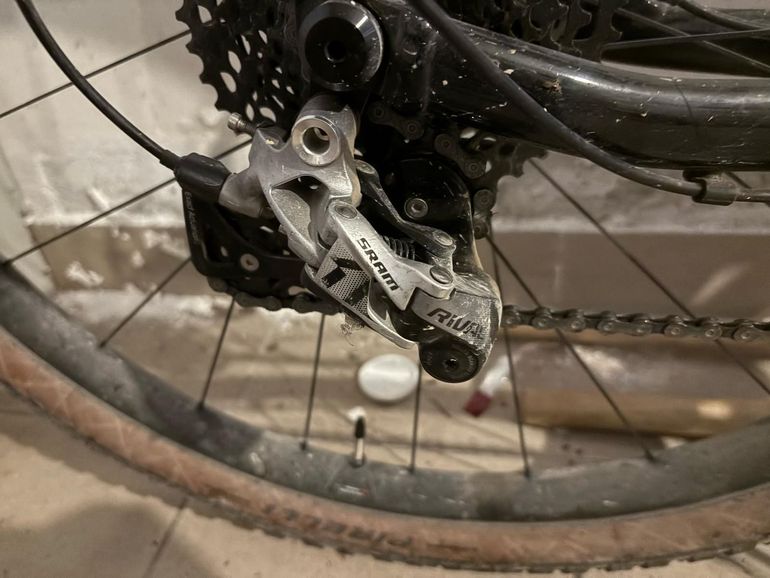 Used RIVERSIDE SRAM Rival AXS / Fulcrum RR 900 Wheels Gravel Bike GCR 2022 2022 Road & Gravel, Green — image 5 of 6