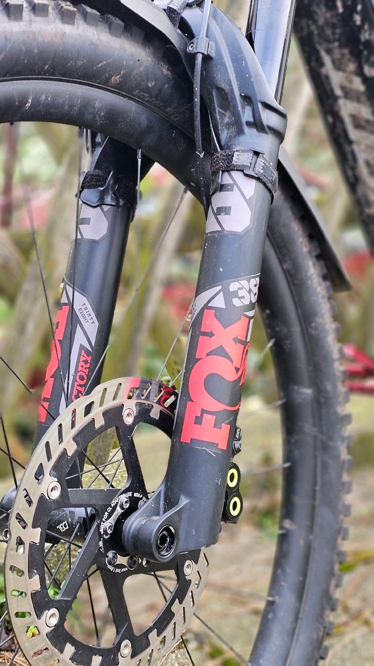 Used Giant Reign E+ 1 2022 2022 Mountainbike, Light Gray, 29 — image 3 of 10