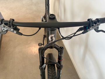 Brugt Scott Spark RC World Cup EVO TR 2024 2024 Mountainbike — billede 11 af 16
