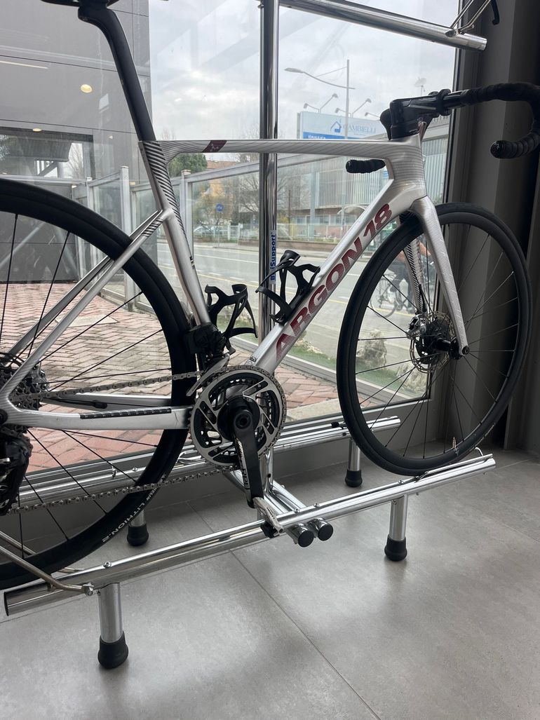 Argon 18 Sum SRAM RED AXS 2024