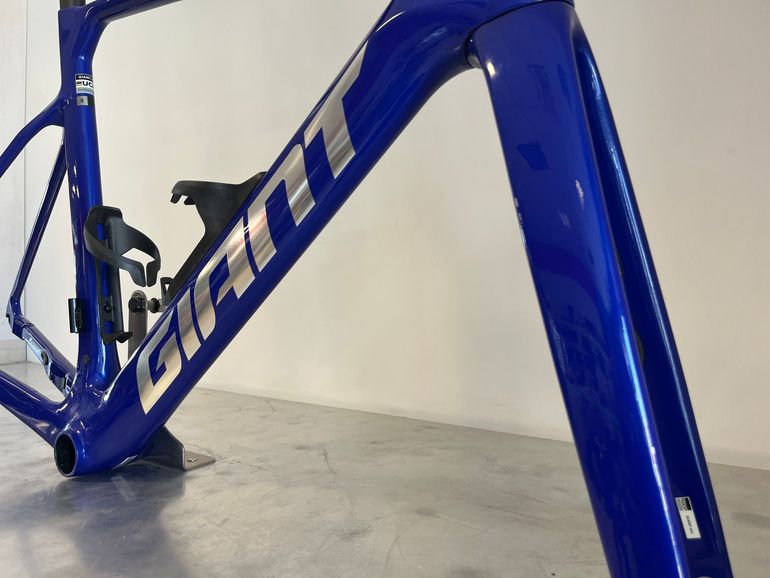 Used Giant Propel Advanced 1 2024 Frameset 2024 Road & Gravel, Blue — image 2 of 6