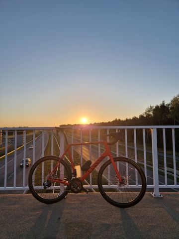 Canyon Endurace SRAM Red eTap AXS 2018 Road & Gravel usato, Rosso — immagine 2 di 3